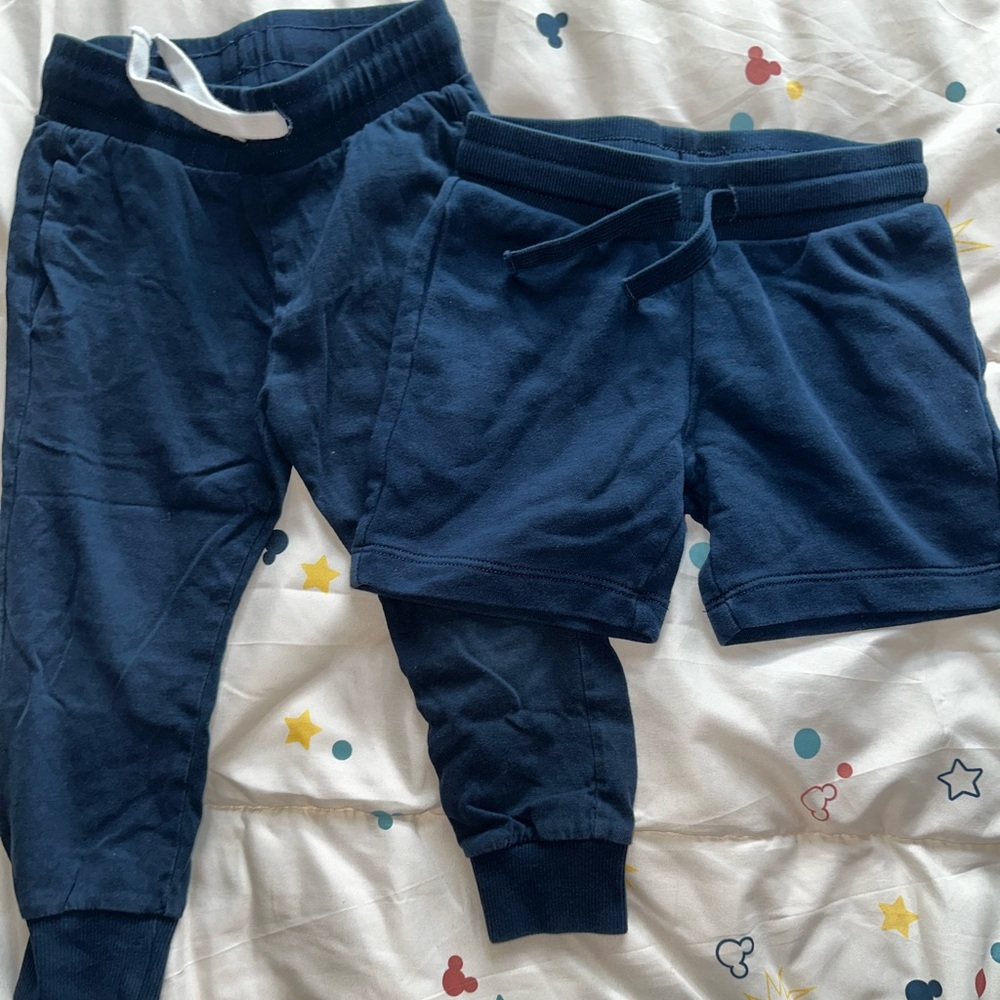 Navy H&M jogger and short set